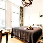 Aibarresidentiejh Bed & Breakfast